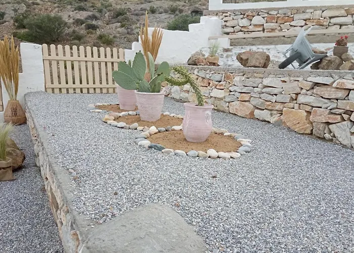 Semesterbostad Evdion